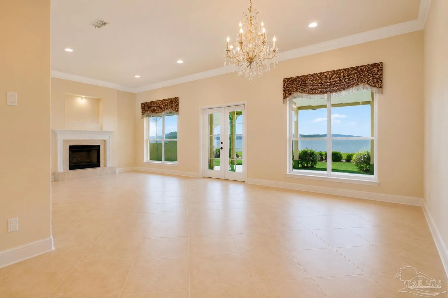 6875 Santa Clara Dr, Navarre, FL 32566 photo 10