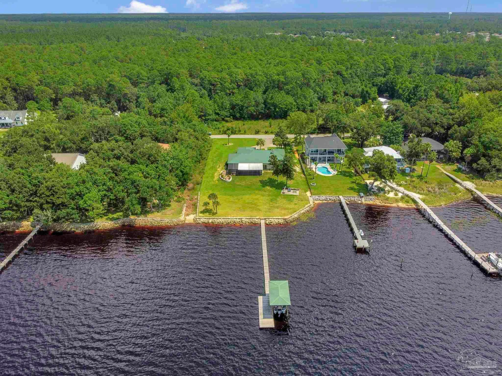 6875 Santa Clara Dr, Navarre, FL 32566 photo 2