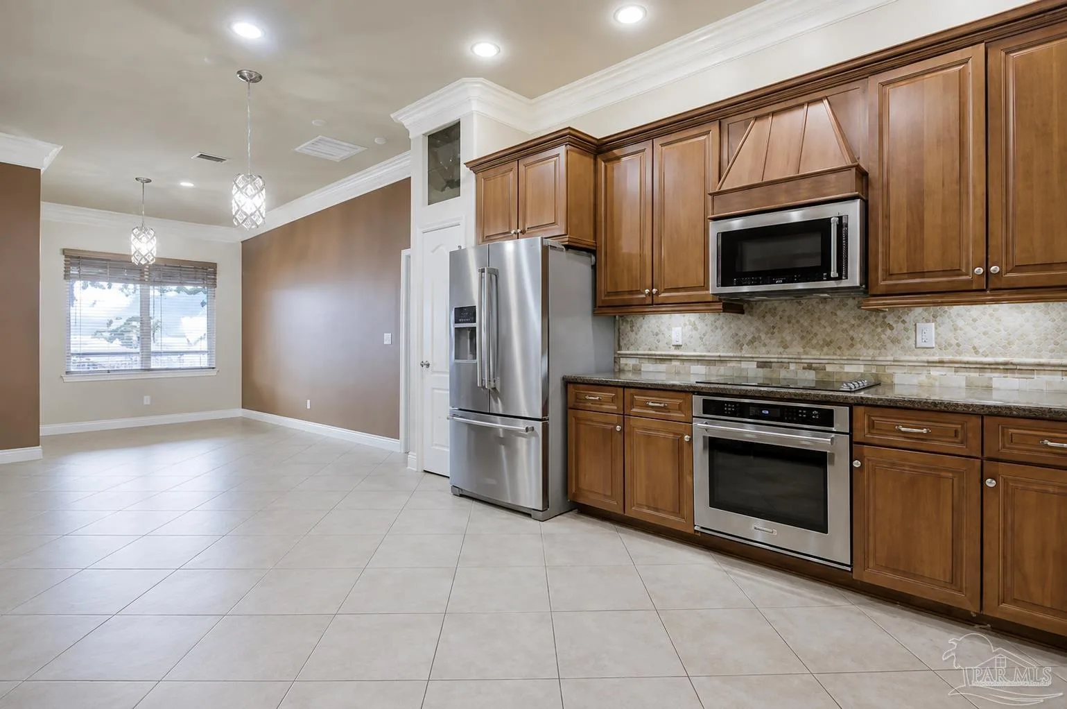 6875 Santa Clara Dr, Navarre, FL 32566 photo 4