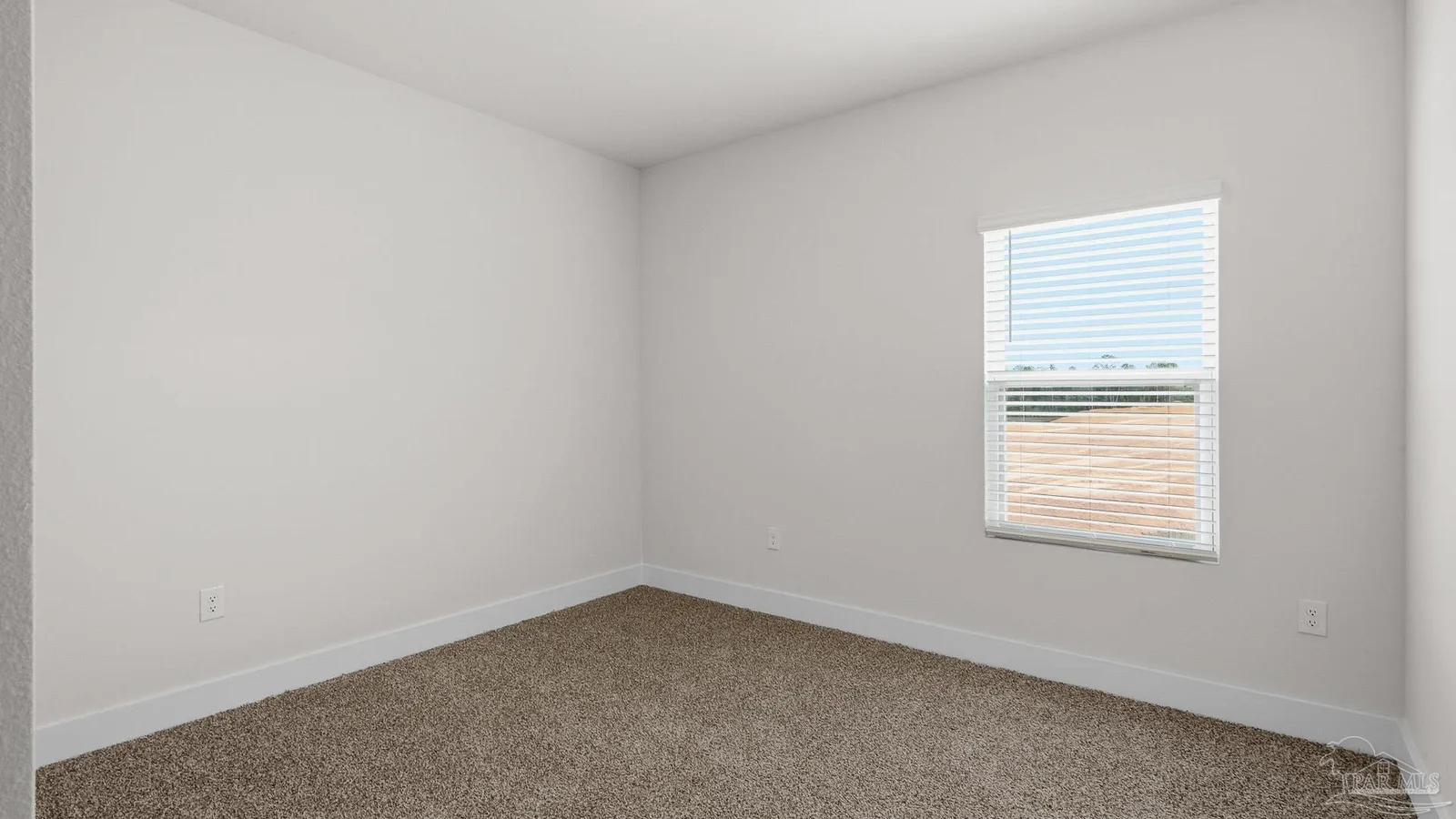 5649 Grit St, Milton, FL 32570 photo 4