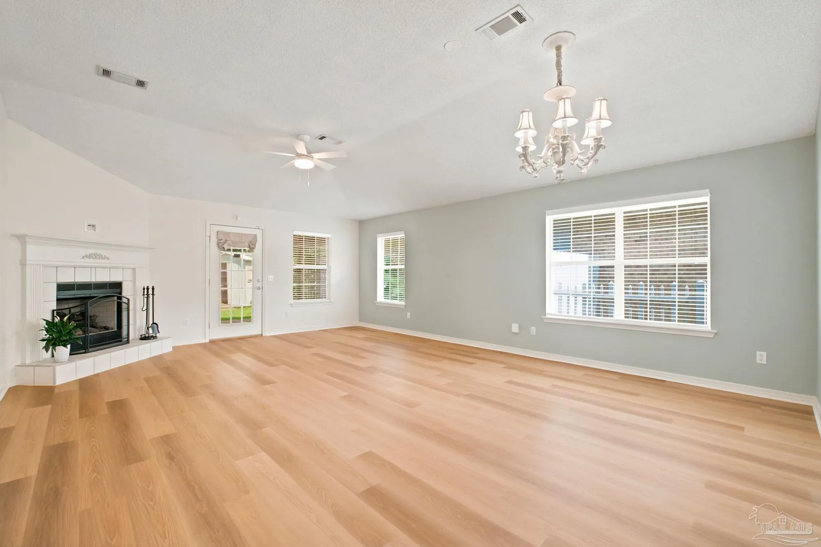 10393 Vintage Dr, Pensacola, FL 32514 photo 6
