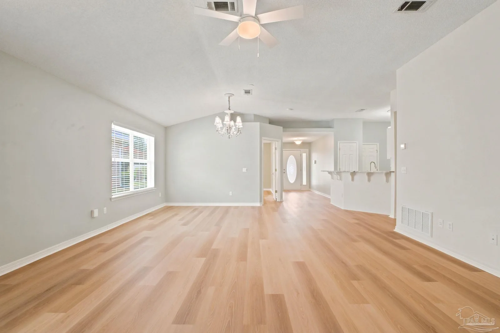 10393 Vintage Dr, Pensacola, FL 32514 photo 9