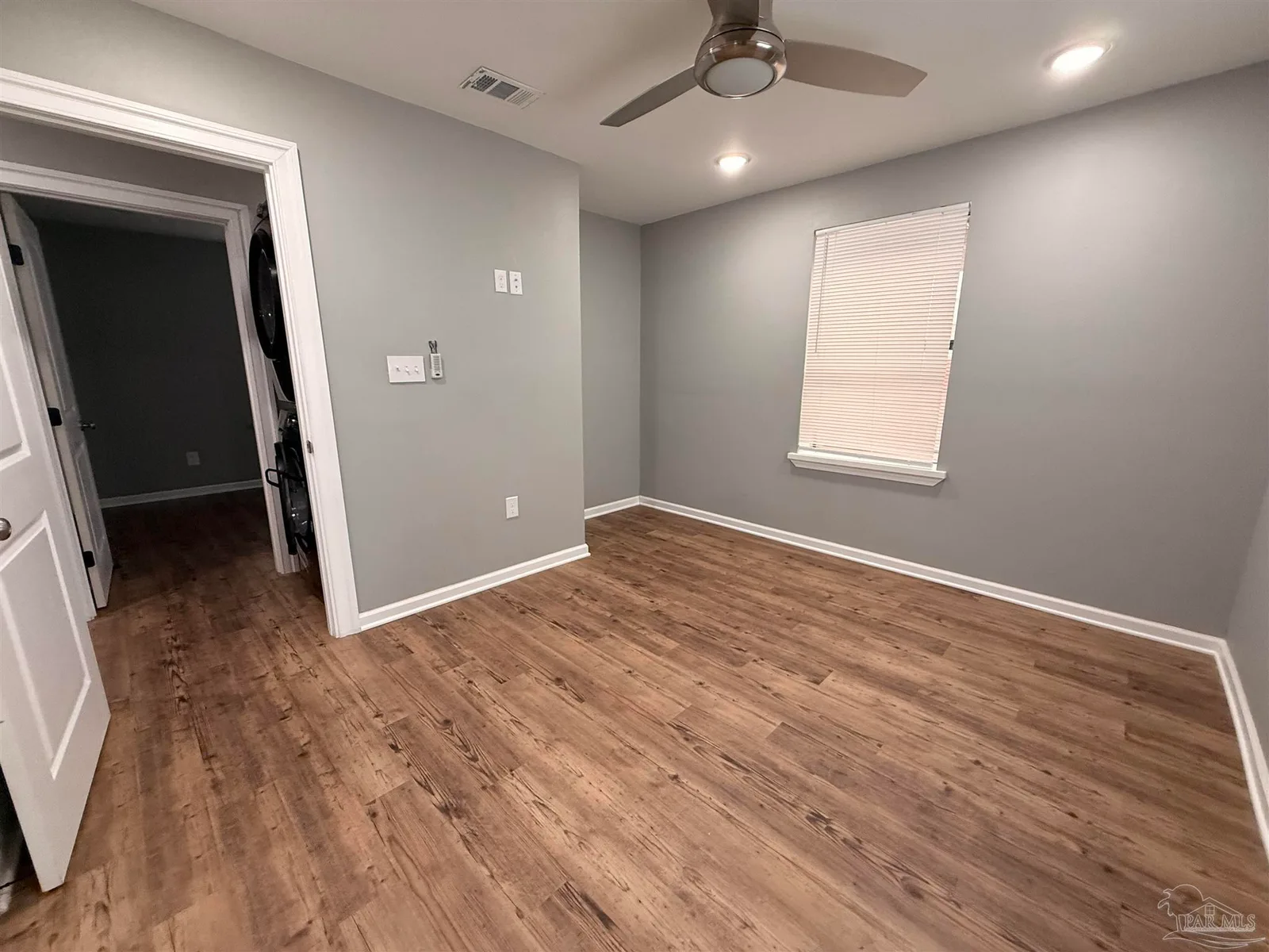 5570 Osceola St, Milton, FL 32570 photo 3
