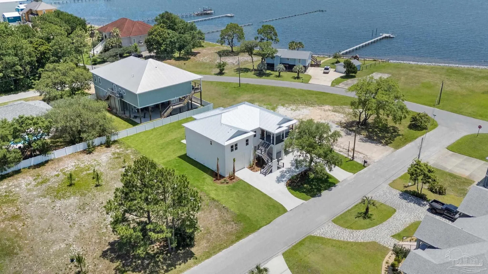 1774 Thresher Dr, Navarre, FL 32566 photo 5