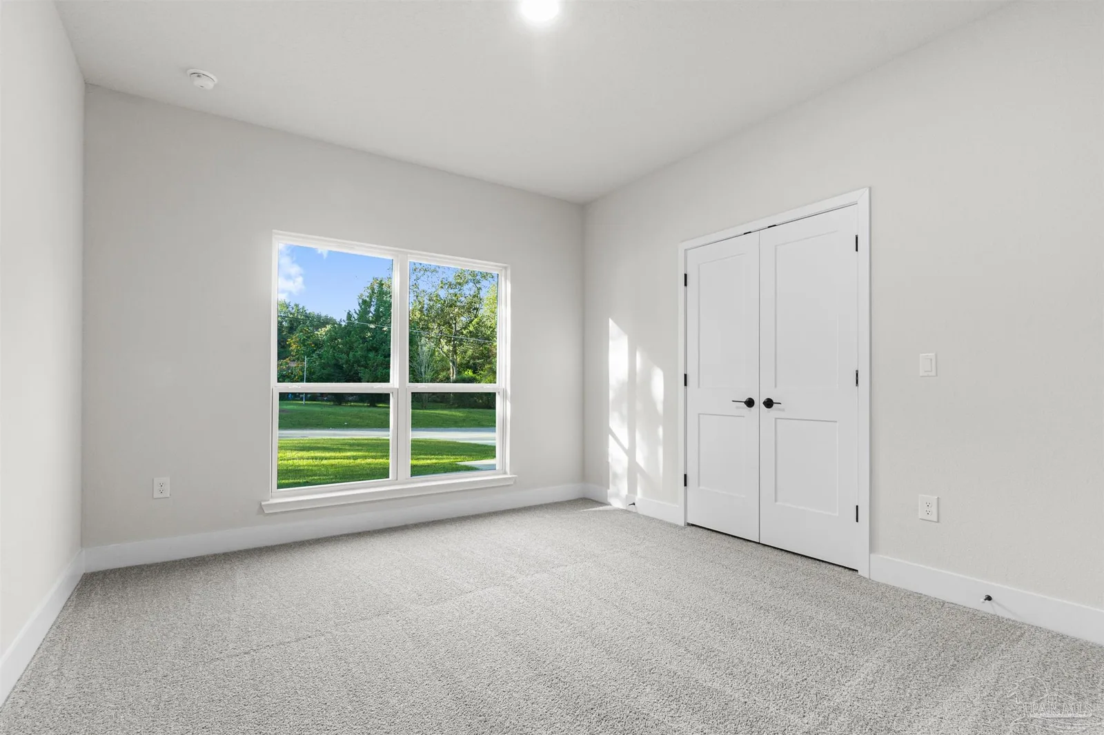 1887 Summer Pecan Dr # 64-B, Cantonment, FL 32533 photo 4