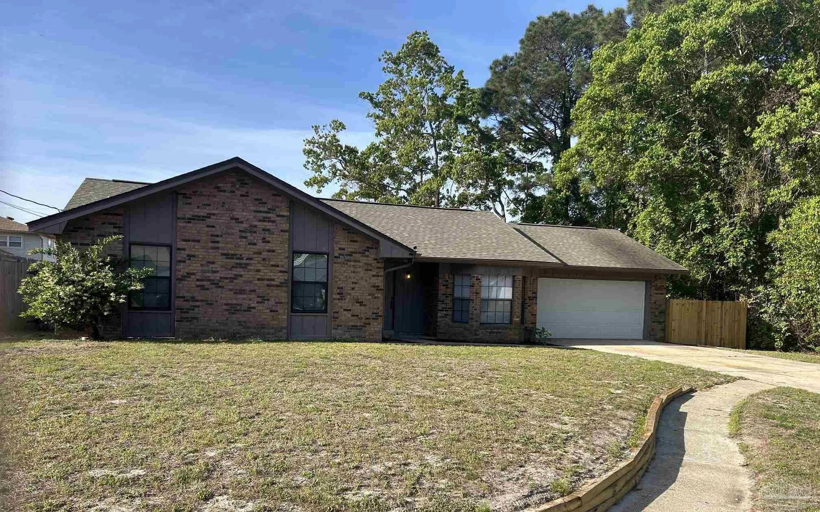 151 Deville Dr, Mary Esther, FL 32569