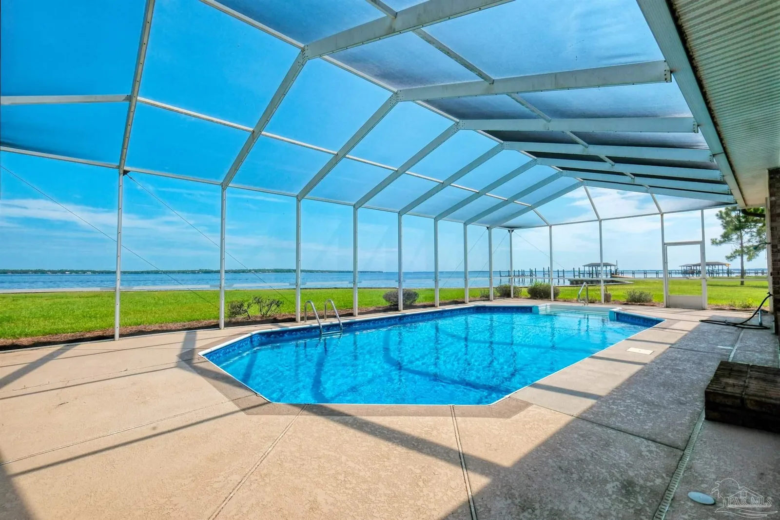 5450 N Shore Rd, Pensacola, FL 32507 photo 7