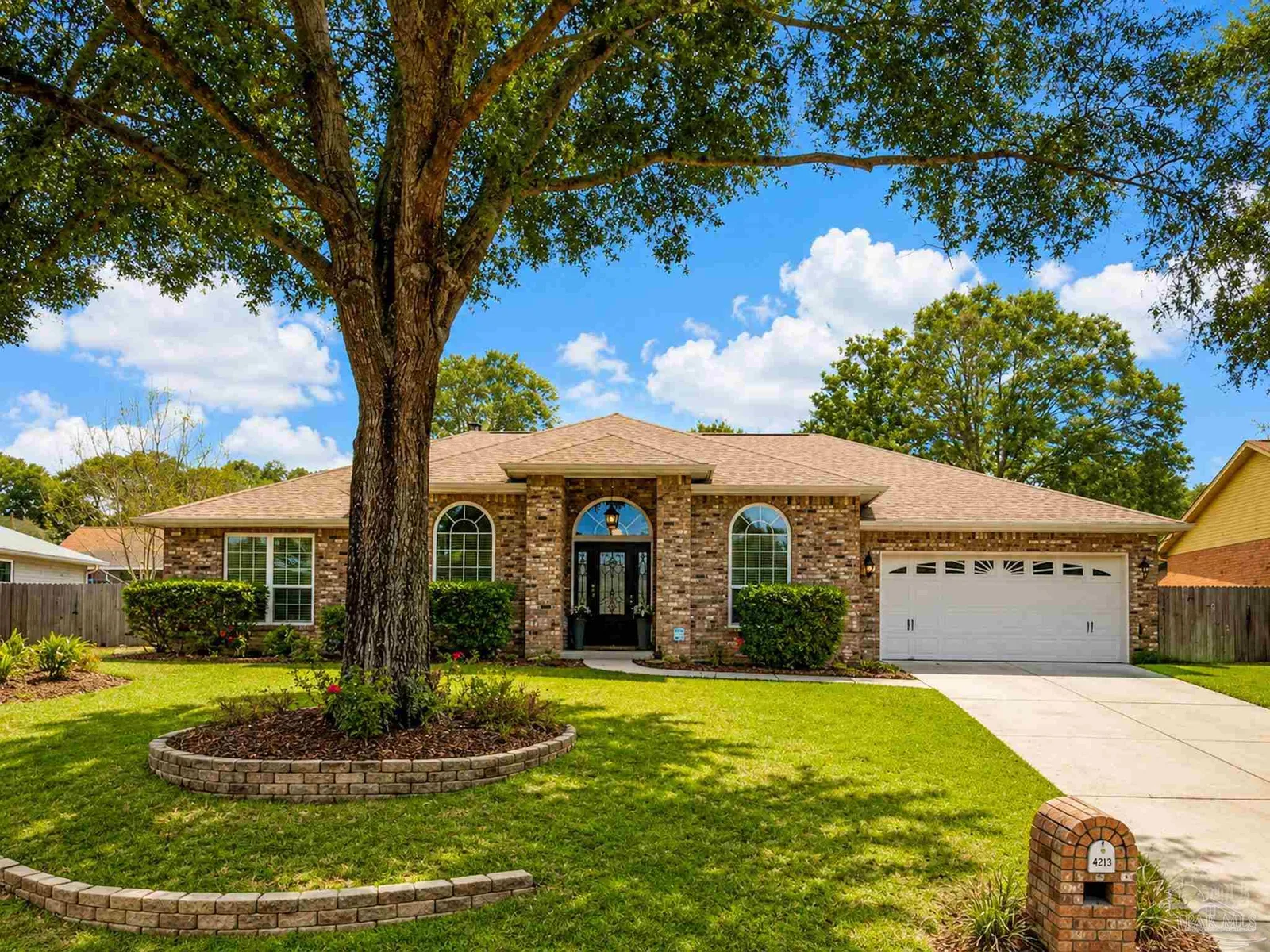 5089 Pine Hollow Dr, Pensacola, FL 32505