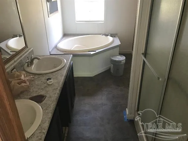 5456 Bluebird St, Milton, FL 32583 photo 5