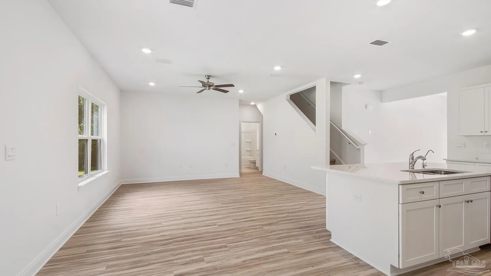 8784 Philippi St, Milton, FL 32583 photo 9