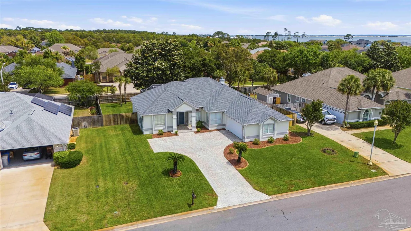 1956 Rue La Fontaine, Navarre, FL 32566 photo 6