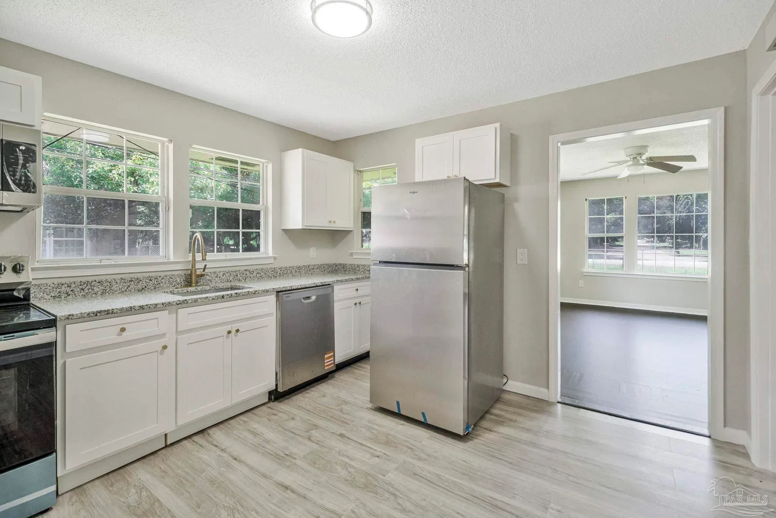 3031 W Jackson St, Pensacola, FL 32505 photo 6