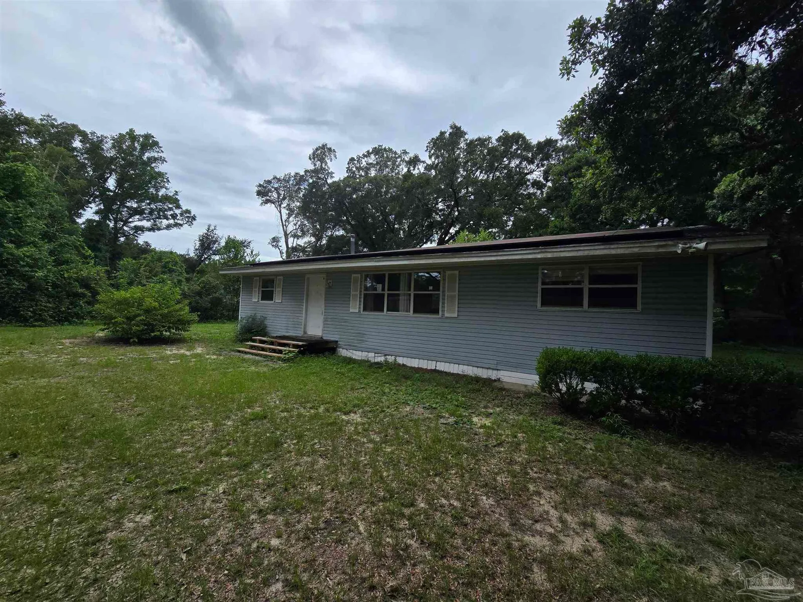 4045 Audubon Dr, Pensacola, FL 32504