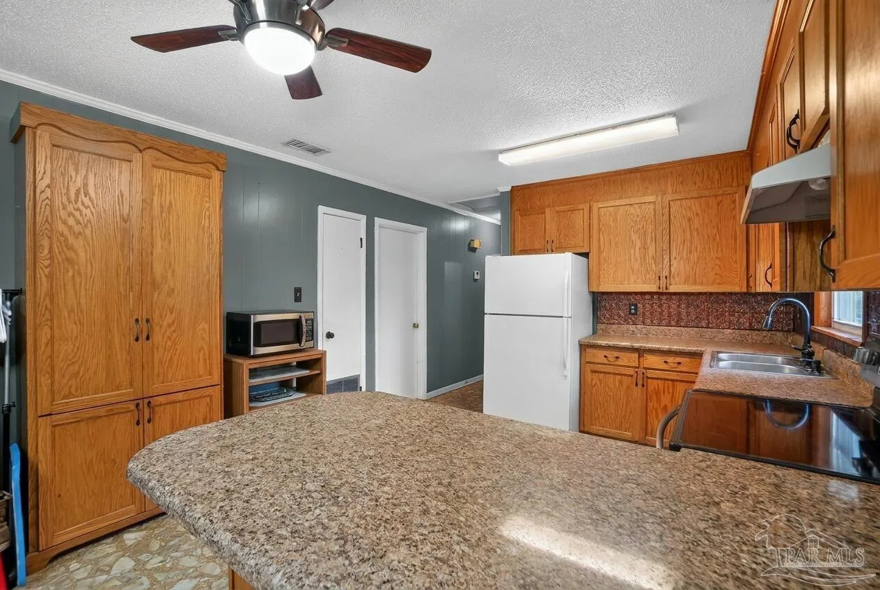 4791 Hwy 168, Century, FL 32535 photo 5