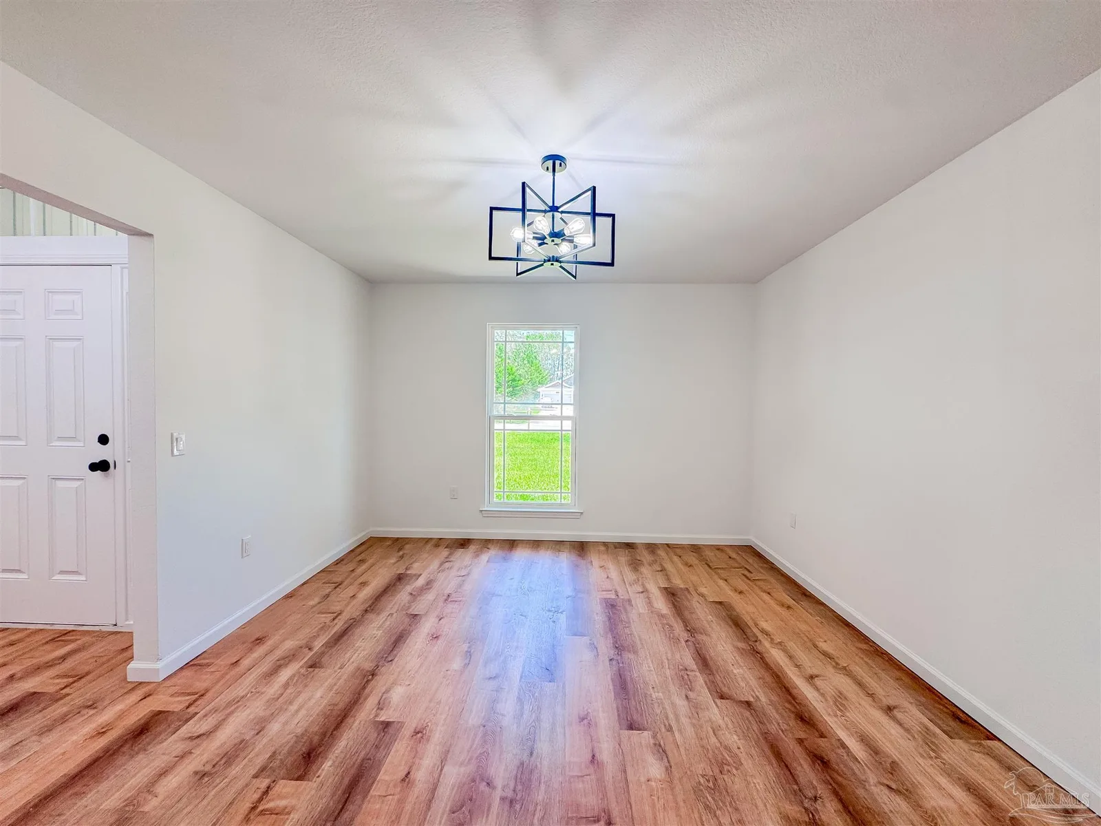 9296 Military Trl, Navarre, FL 32566 photo 8