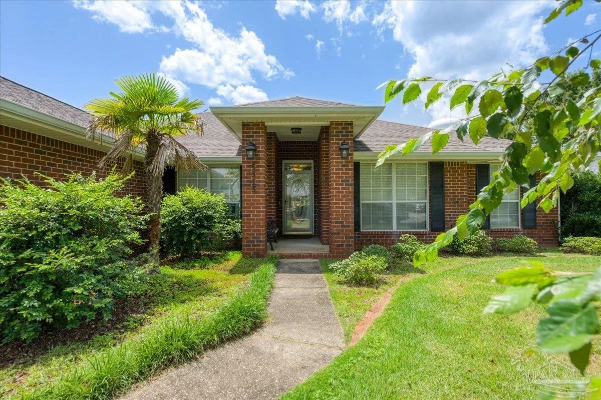 5315 Willow Oak Dr, Pace, FL 32571 photo 2