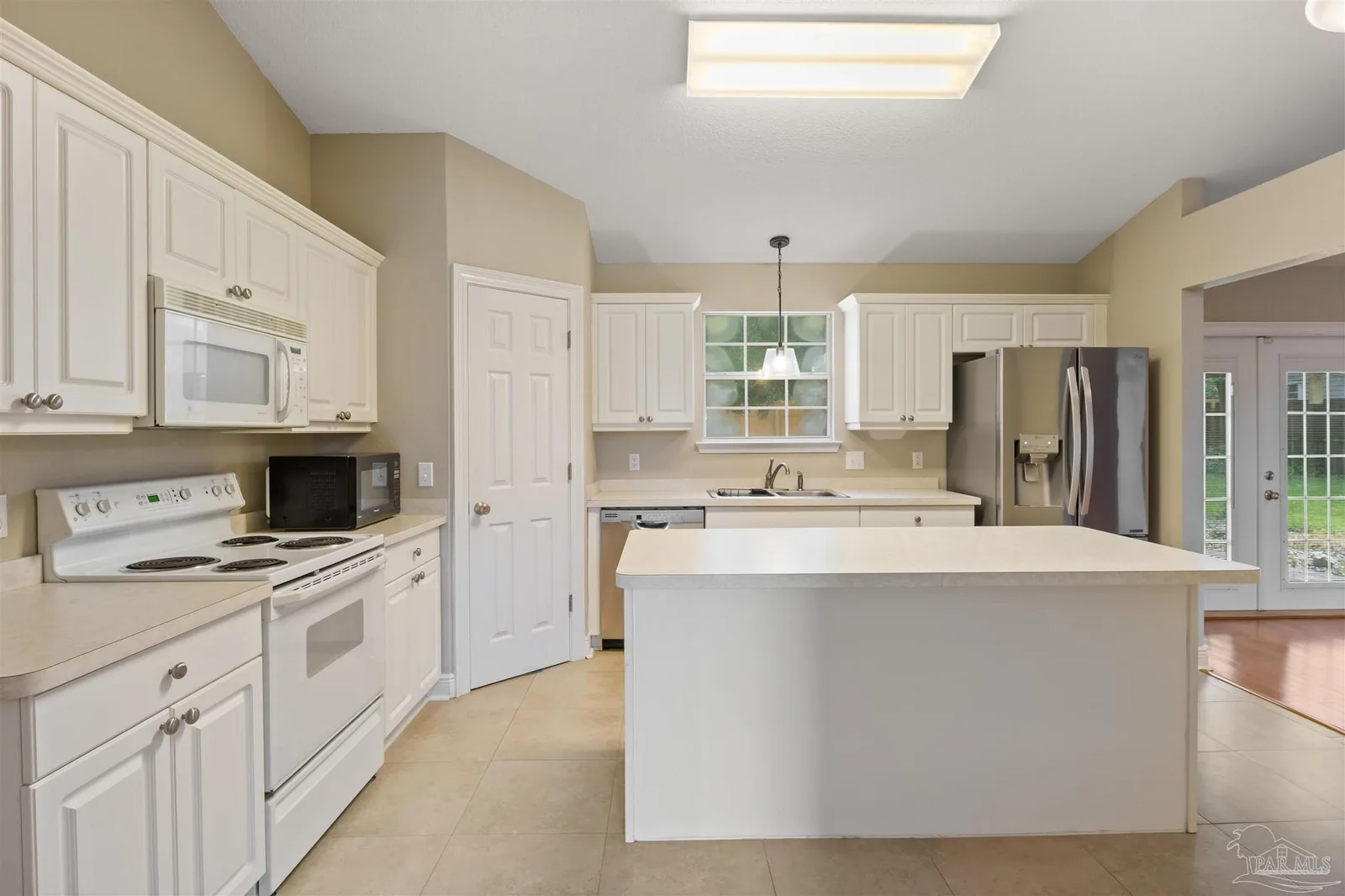 3045 Red Fern Rd, Cantonment, FL 32533 photo 9