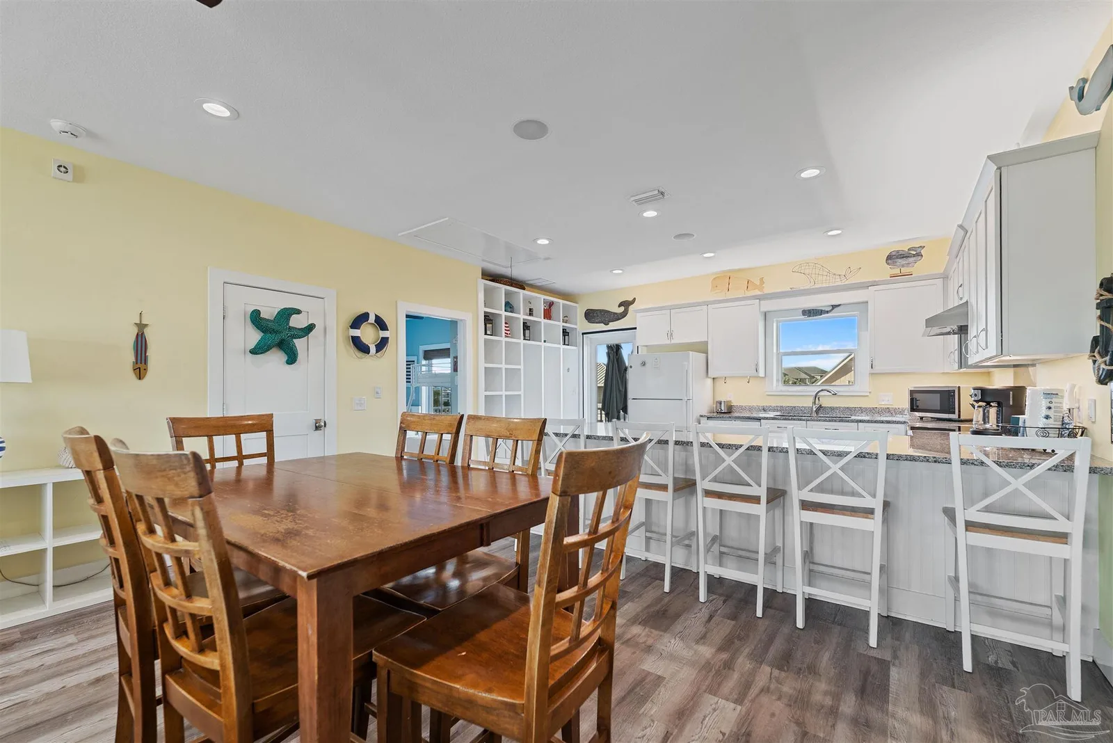 8162 Gulf Blvd, Navarre Beach, FL 32566 photo 10