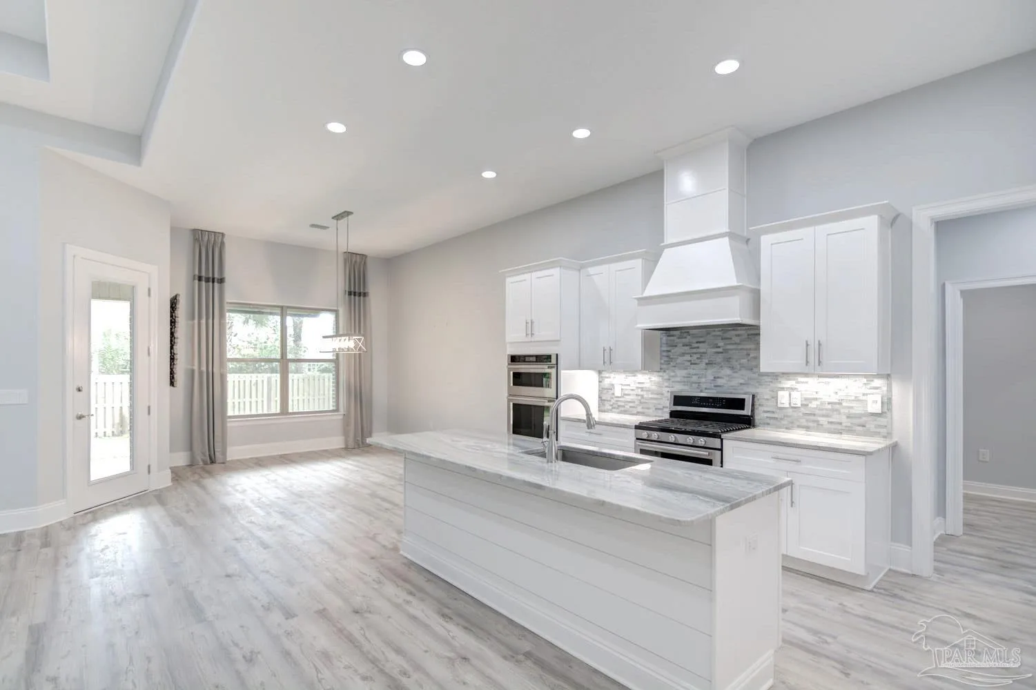 7703 Freesia, Navarre, FL 32566 photo 5