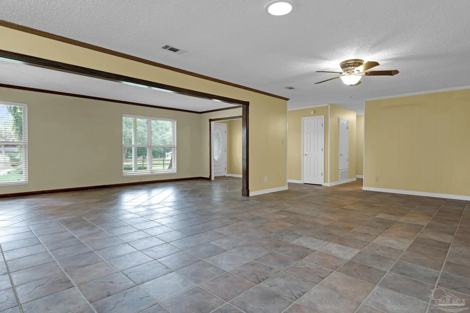 3338 Pursell Ln, Pensacola, FL 32526 photo 4