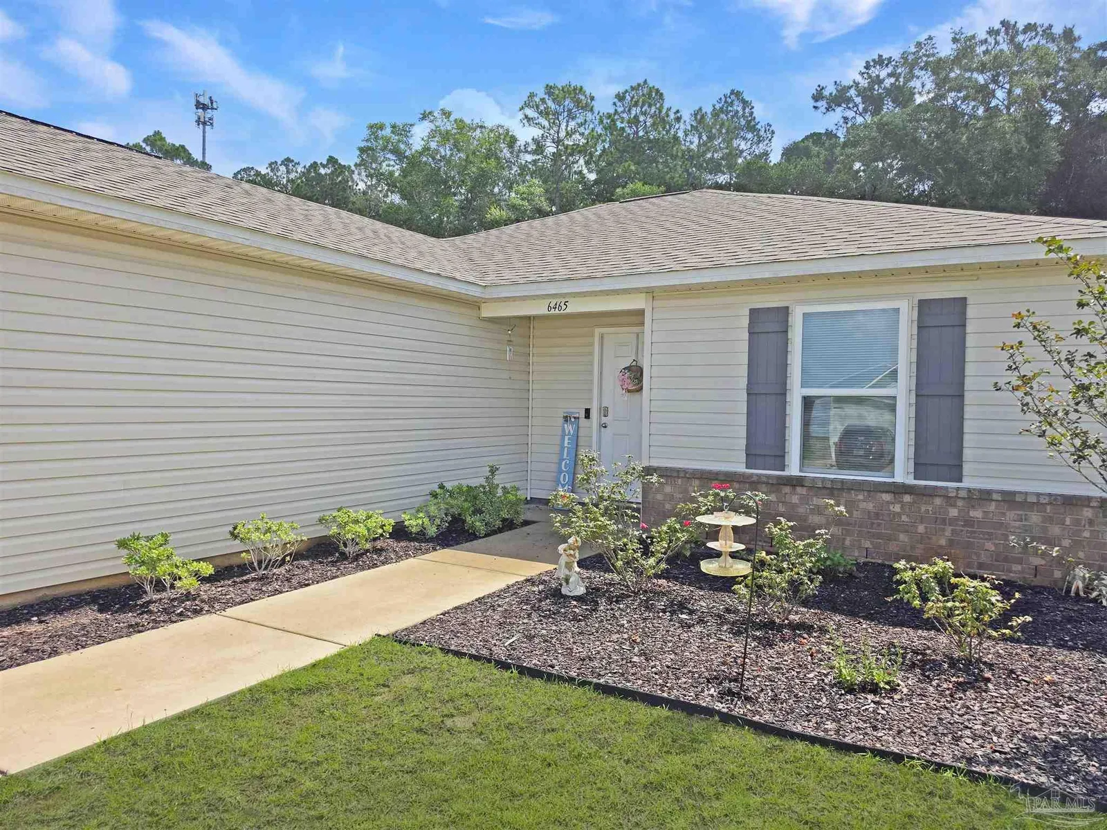 6465 June Bug Dr, Milton, FL 32583