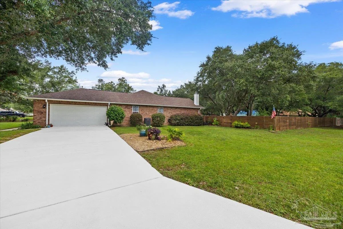 2602 Hidden Creek Dr, Navarre, FL 32566 photo 6