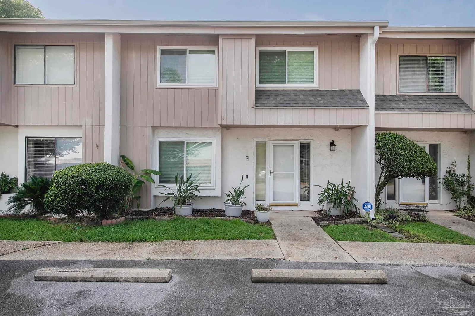 3400 Wimbledon Dr # 6, Pensacola, FL 32504
