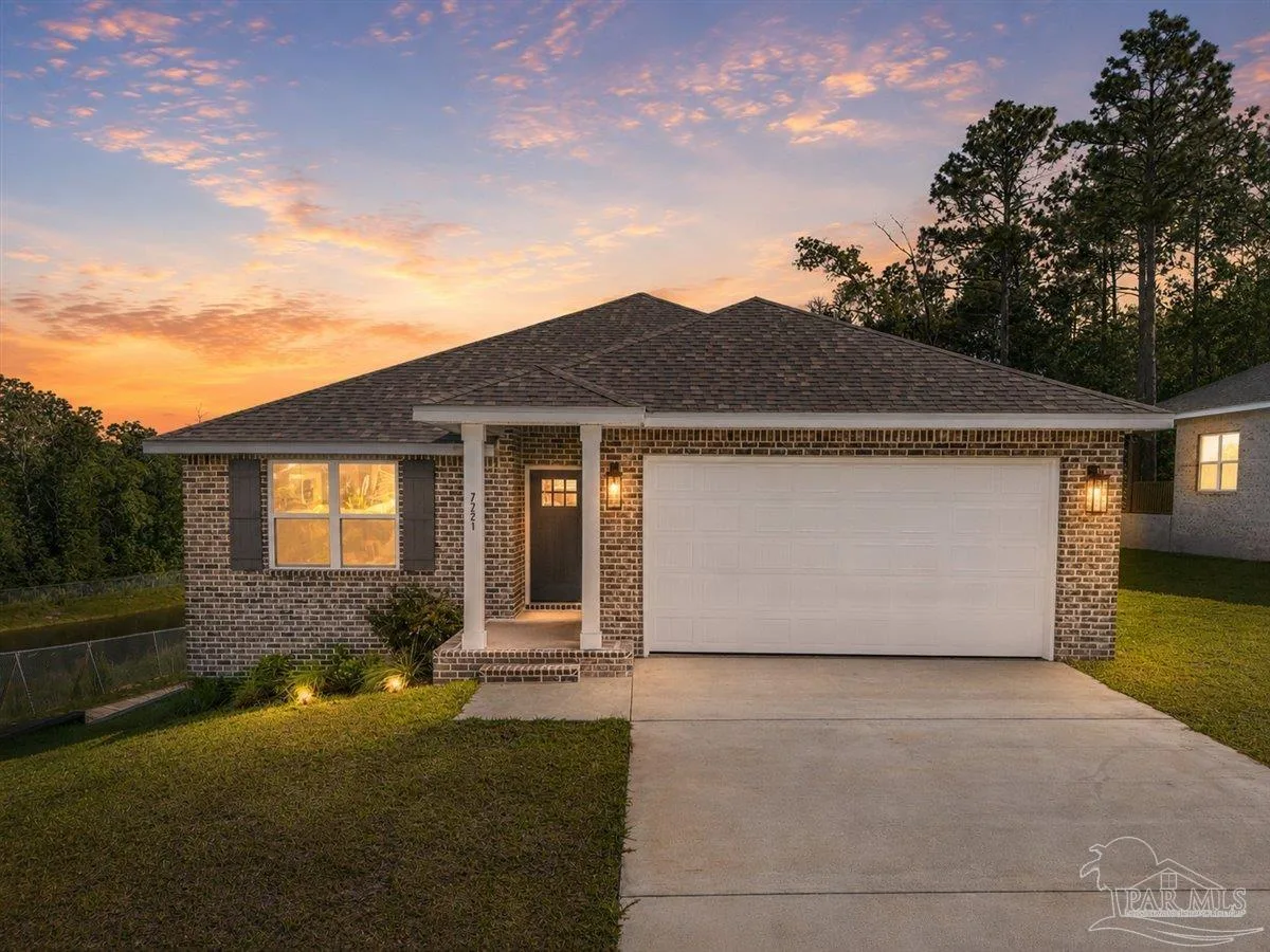 7721 Piper Cir, Milton, FL 32583