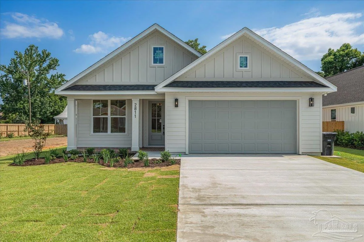 2811 E Gonzalez St, Pensacola, FL 32503