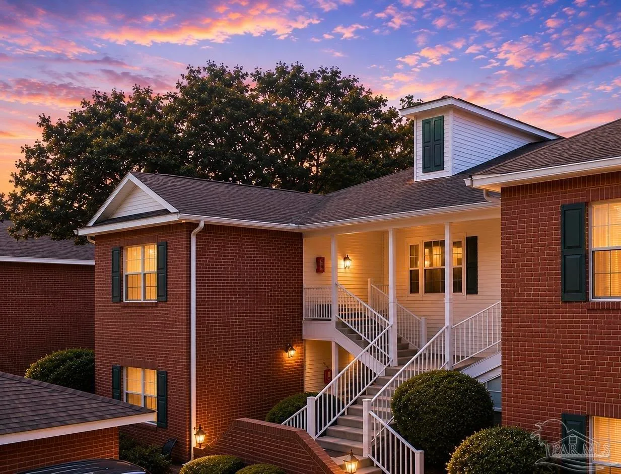 5860 Spanish Trail # E, Pensacola, FL 32504