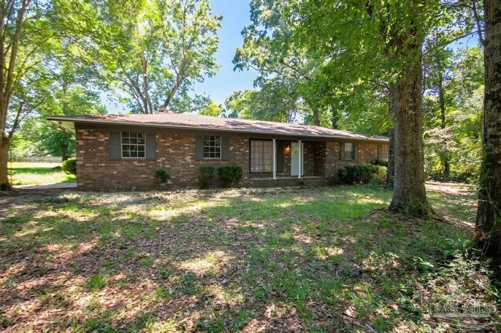 3195 Hwy 196, Molino, FL 32577