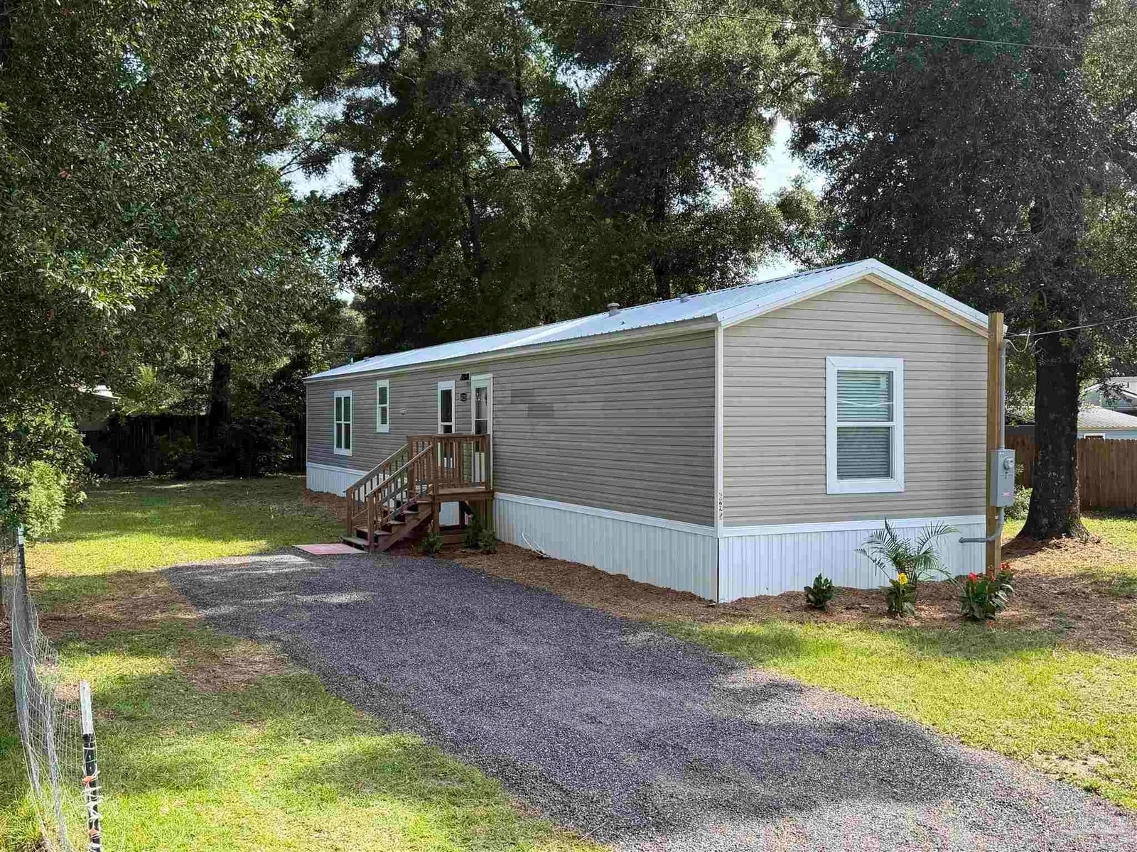 6225 Goliath Rd, Milton, FL 32583