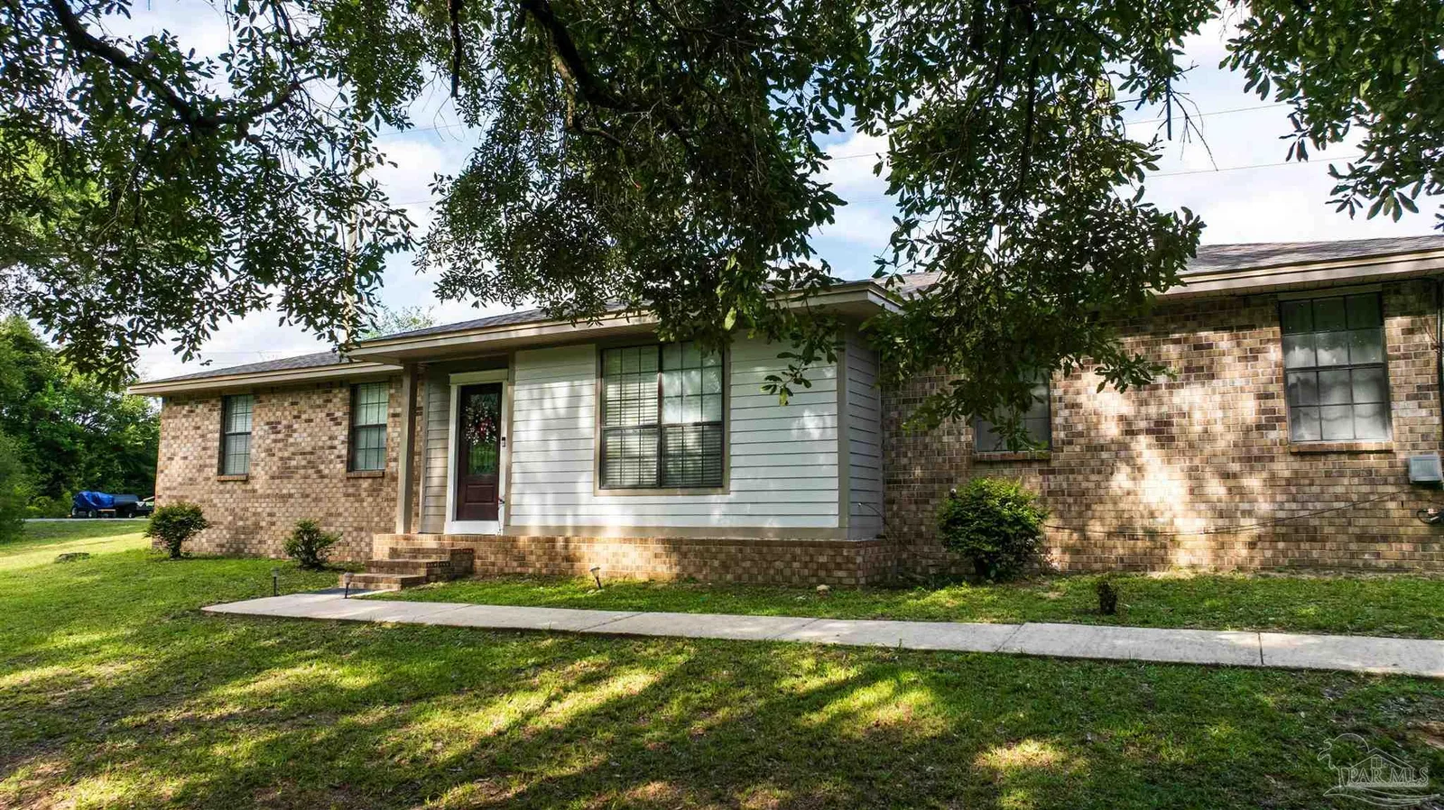 1200 Hidden Terrace Dr, Cantonment, FL 32533