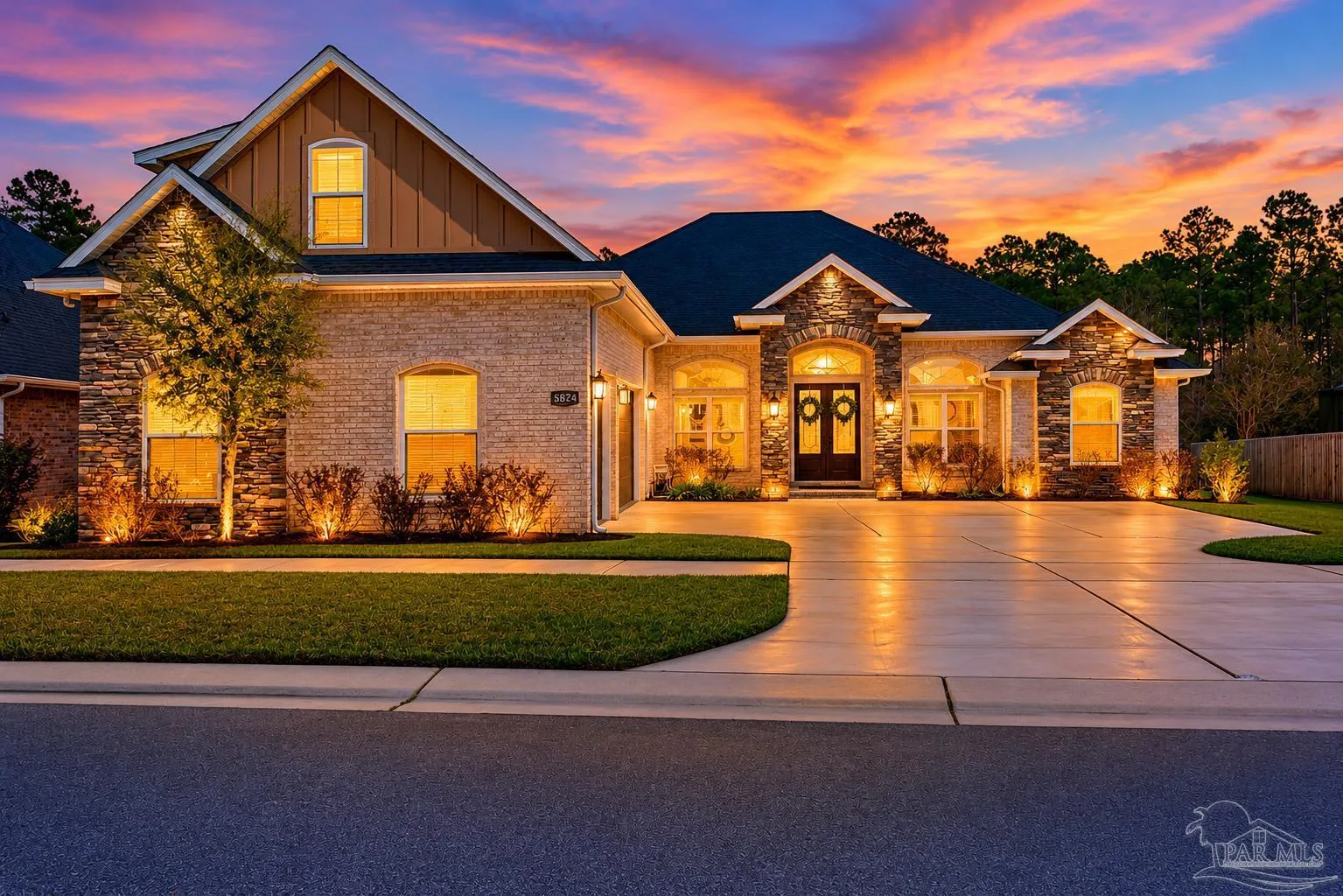 5824 Huntington Creek Blvd, Pensacola, FL 32526