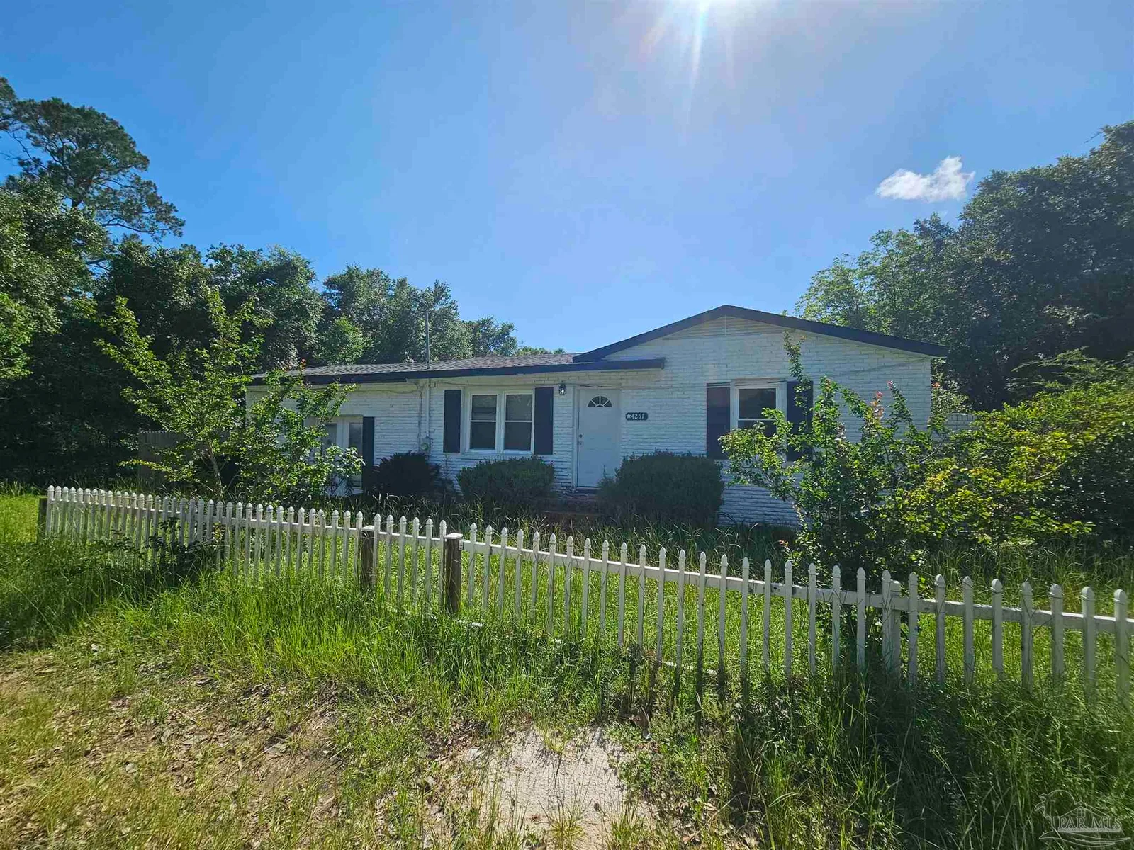 4251 Garcon Point Rd, Milton, FL 32583