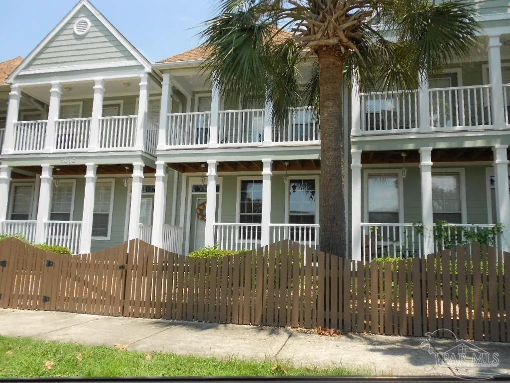 1010 N Hayne St # 2, Pensacola, FL 32501