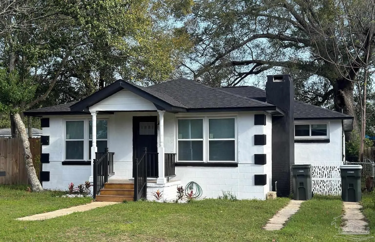 1020 W Maxwell St, Pensacola, FL 32501