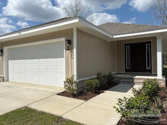 1031 Brimwood Cir # 2D, Cantonment, FL 32533