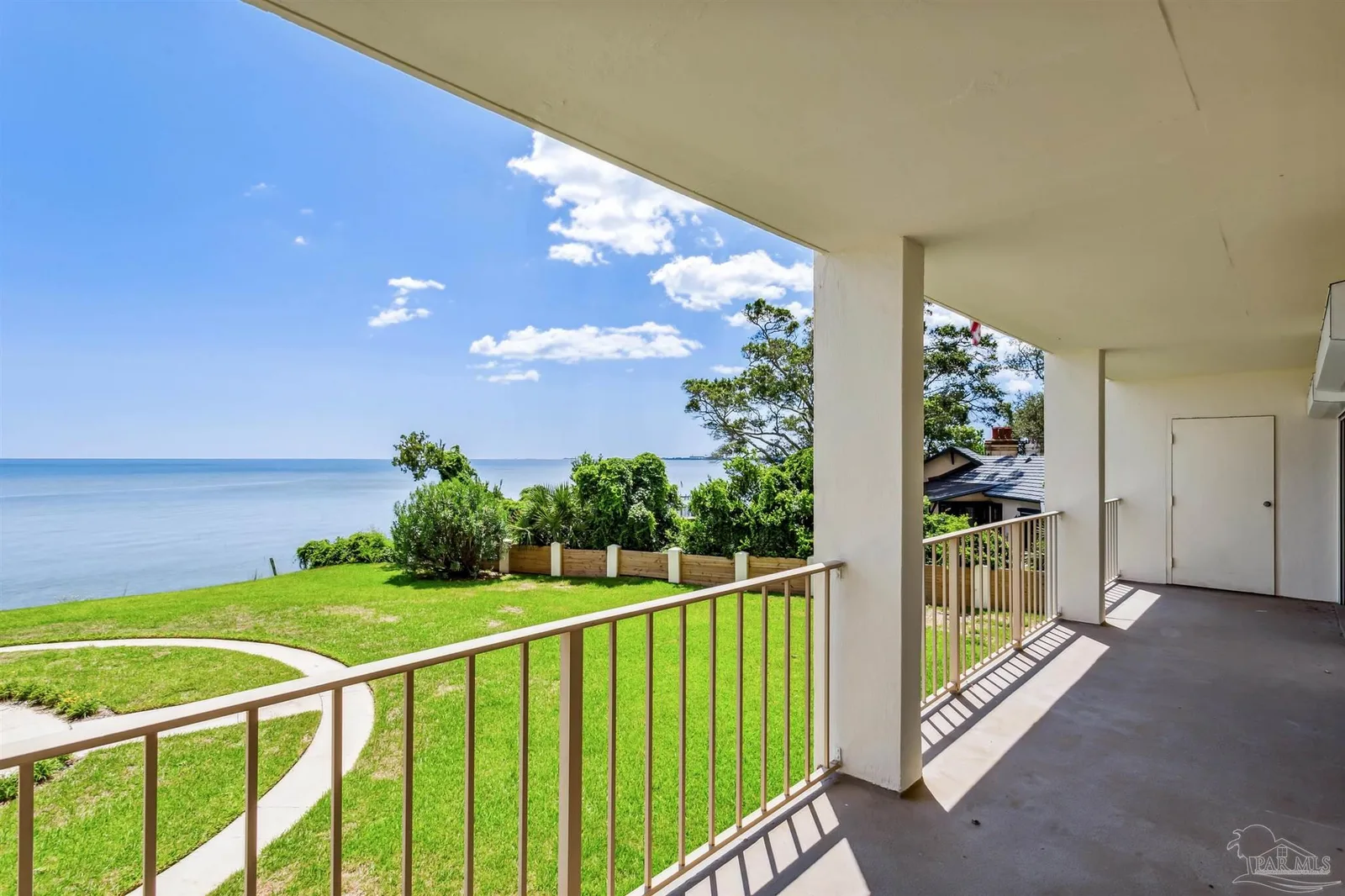 615 Bayshore Dr # 208, Pensacola, FL 32507