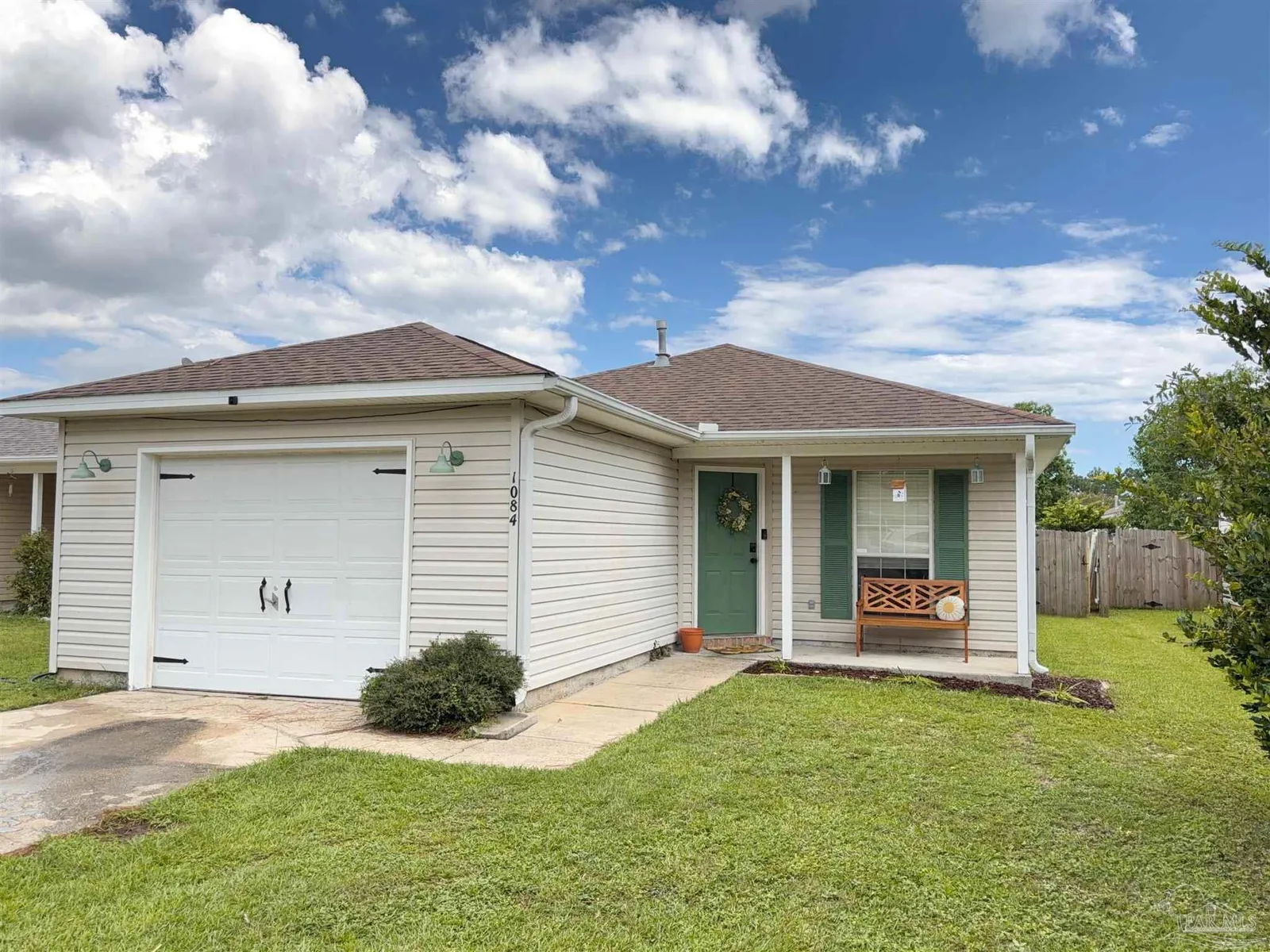 1084 Antigua Cir, Pensacola, FL 32506