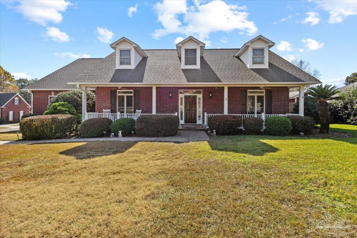 4283 Lancaster Gate Dr, Pace, FL 32571