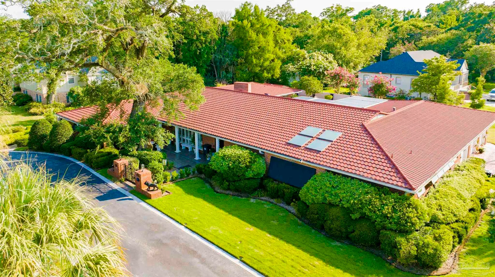 1415 N Barcelona St, Pensacola, FL 32501