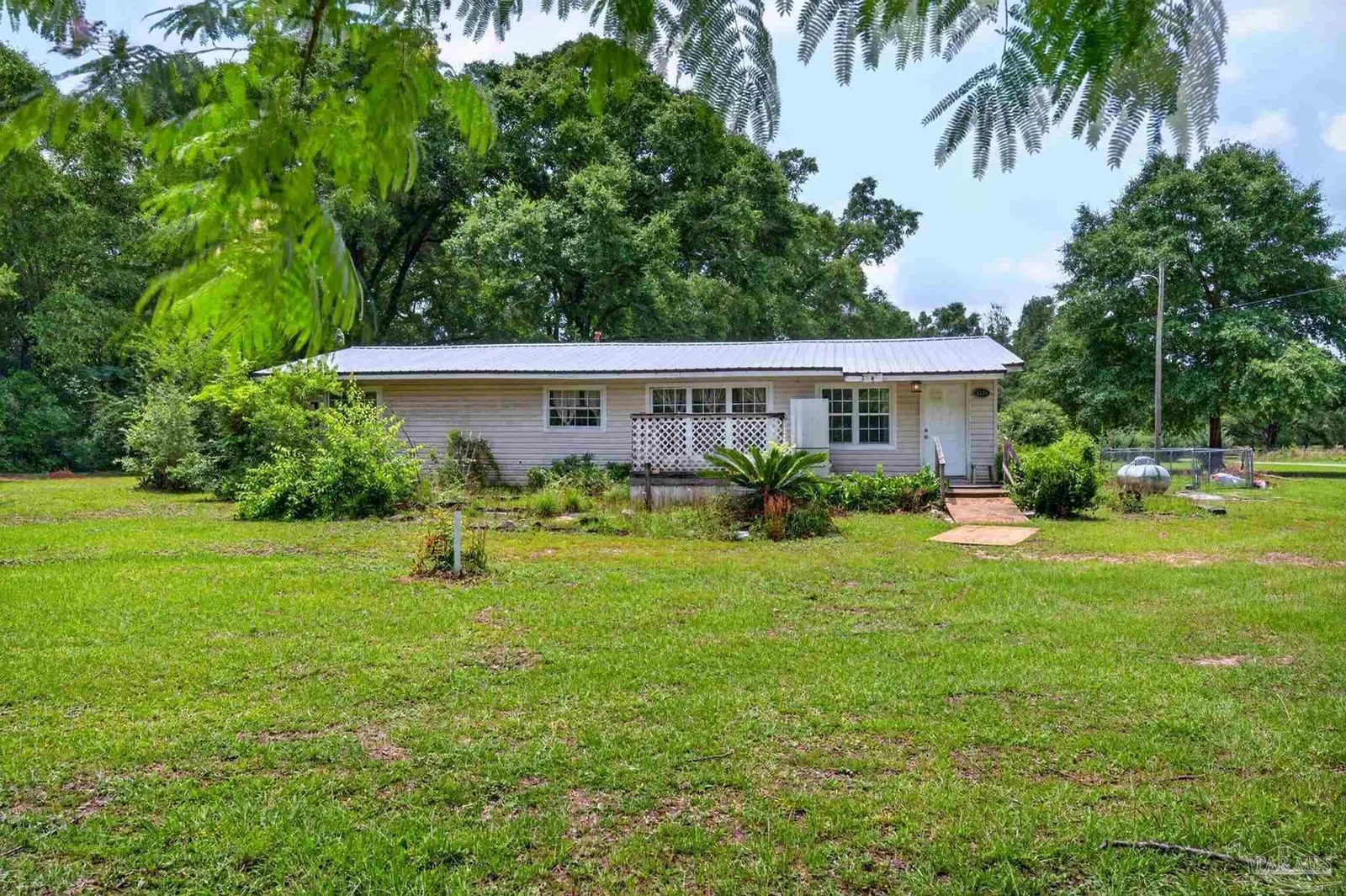 6253 Allentown Rd, Milton, FL 32570
