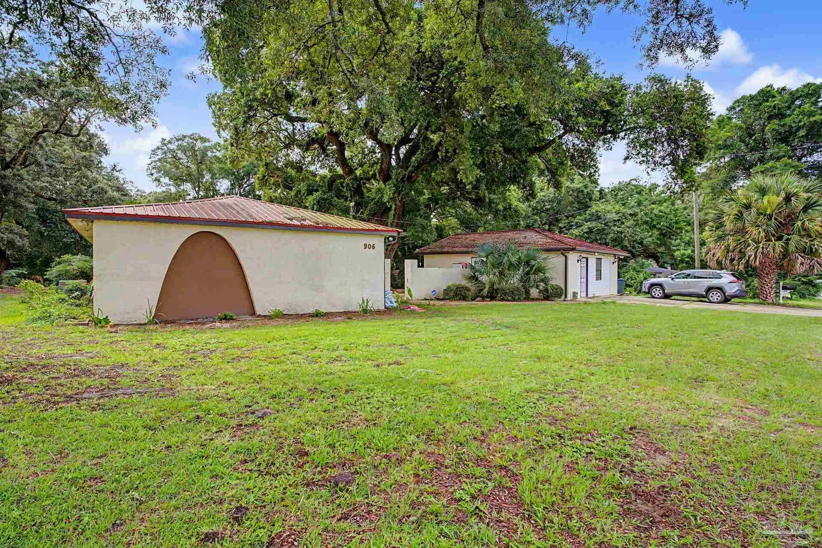 906 Mills Ave, Pensacola, FL 32507