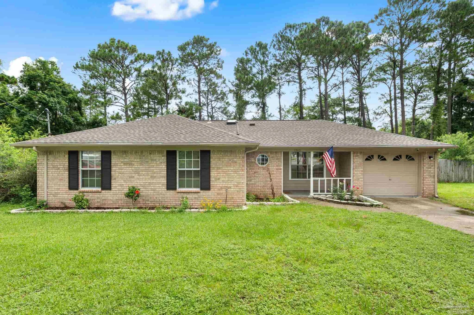 1203 Brook Bend Rd, Pensacola, FL 32506