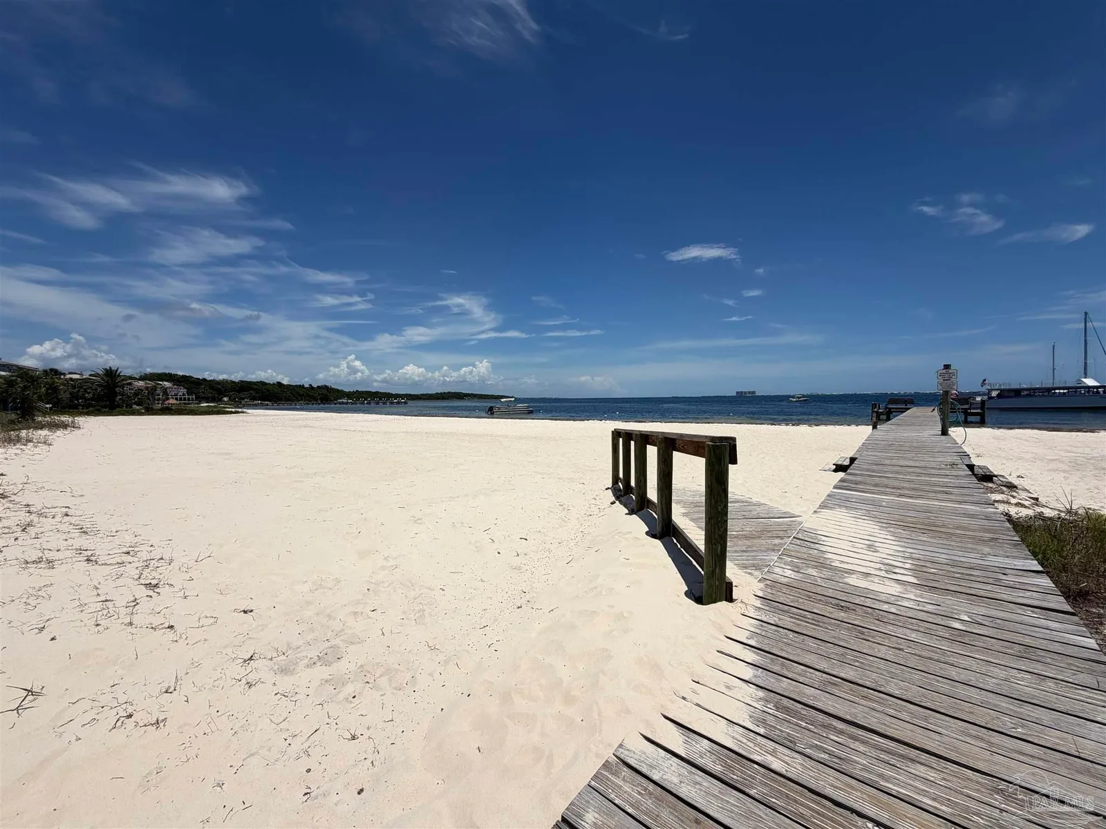200 Pensacola Beach Rd # D2, Gulf Breeze, FL 32561
