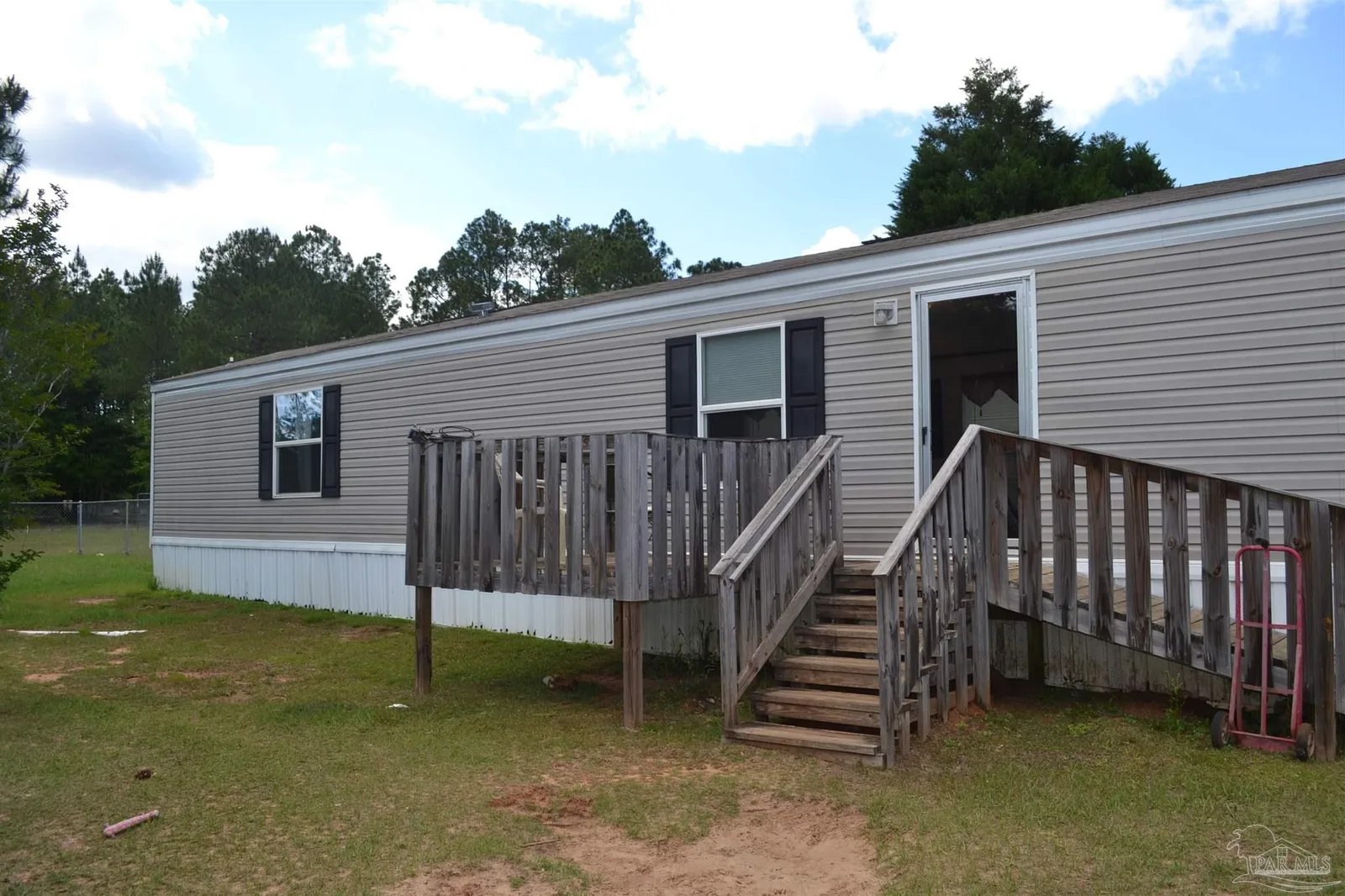 4619 Thoroughbred Dr, Milton, FL 32583