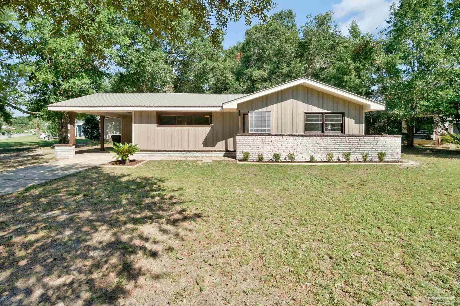 6480 Cypress St, Milton, FL 32570