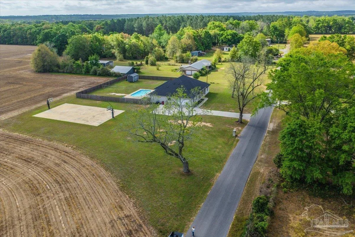 9258 Roy Cook Rd, Pace, FL 32571