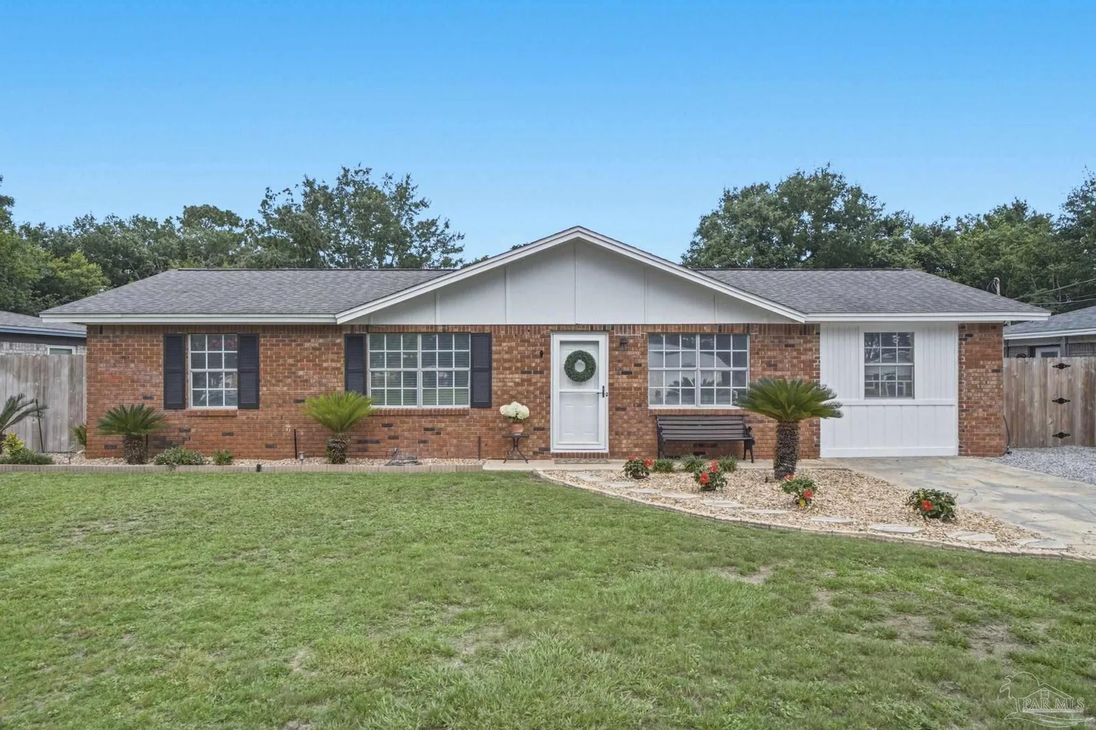 3040 Newton Dr, Pensacola, FL 32503